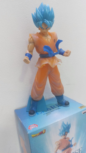 Action Figures Goku  Super Saiyajin-Dragon Ball-