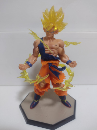 Goku Super Saiyajin 17cm Dragon Ball # - Produto Original