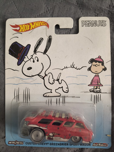 Greenbrier Wagon Snoopy Hot Wheels Snoopy # - Produto Original