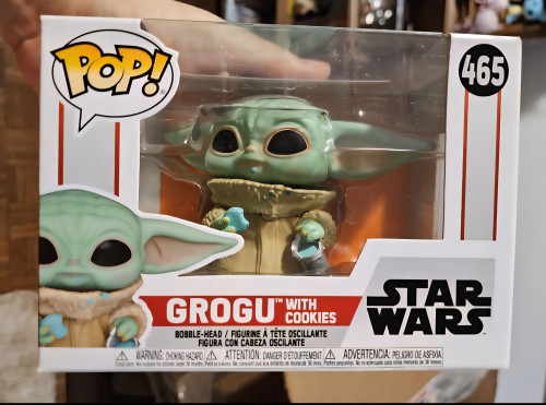 Funko Pop Grogu with cookies-The Mandalorian-465
