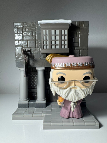 Funko Pop ALBUS W/HOGS HEAD INN - HARRY POTTER 20TH - #154