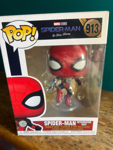 Funko Pop Homem aranha Homem Aranha Longe De Casa #913 - Produto Original