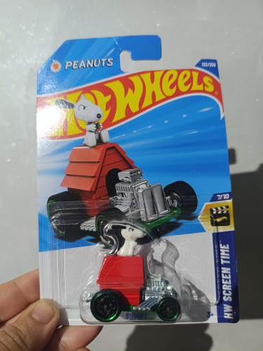 Action Figures Hot Wheels Snoopy Peanuts - HW SCREEN TIME-HOTWHEELS-
