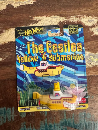 Action Figures Hot Wheels Premium Culture 2025 The Beatles Yellow Submarine - The Beatles Yellow Submarine - #