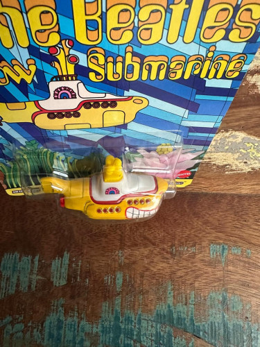 Action Figures Hot Wheels Premium Culture 2025 The Beatles Yellow Submarine - The Beatles Yellow Submarine - #