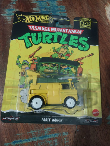 Action Figures Hot Wheels Premium Teenage Mutant Ninja Turtles Party Wagon - As Tartarugas Ninjas - #