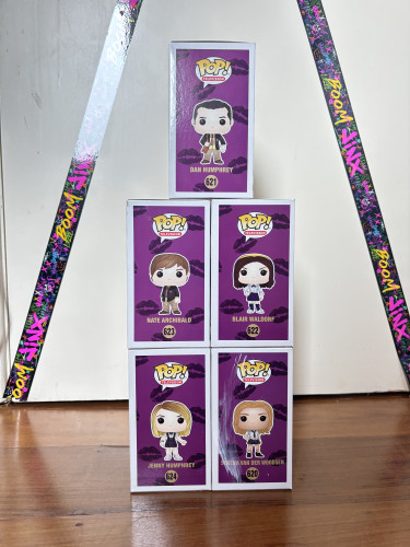 Set Gossip Girl garota do blog FUNKO POP! TELEVISION Blair Waldorf 622 Serena 620 Jenny 624 Nate 623 Dan 621 - Television Gossip Girl - #622