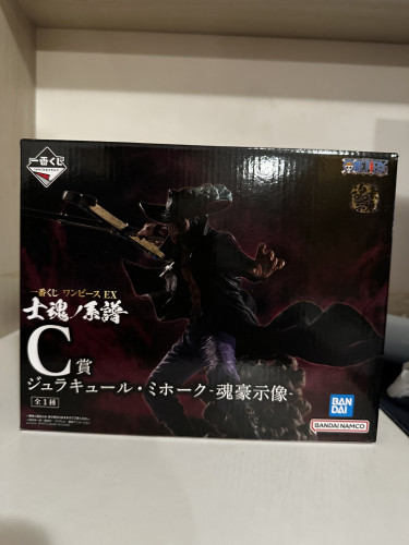 Action Figures Bandai ichiban kuji- one piece- dracule mihawk Prize C-One Piece-