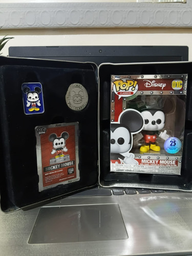 Mickey lata exclusiva 25 anos. Disney MICKEY #01 - Produto Original