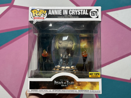 RARO E NOVO Funko Pop Annie In Crystal HOT TOPIC Ataque de titãs-Attack On Titan-1571