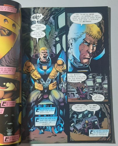 Batman & Justiceiro: Lago de Fogo - The Batman - #Única