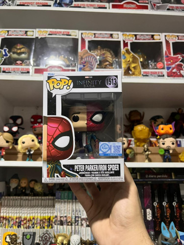 Funko Pop! Peter Parker/Iron spider Marvel #1513 - Produto Original
