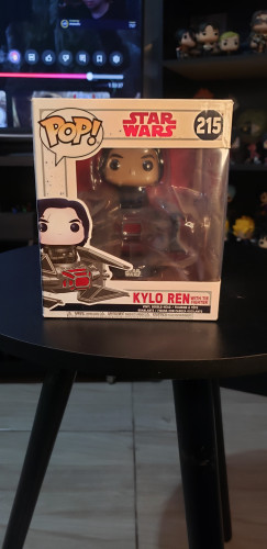 Funko Pop Kylo Ren-Stars Wars-215