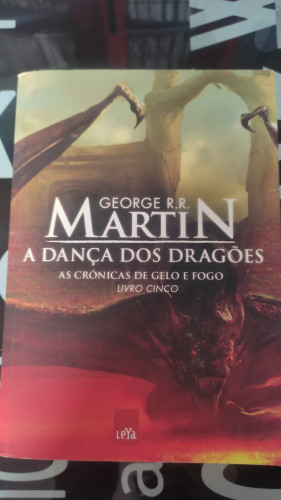 Livro As Crônicas De Gelo E Fogo Vol. 5 A Dança Dos Dragões-Game Of Thrones-