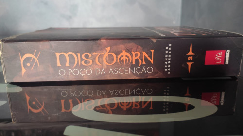 Livro Mistborn Primeira Era - O Poço Da Ascensão (vol. 2) - Mistborn - #