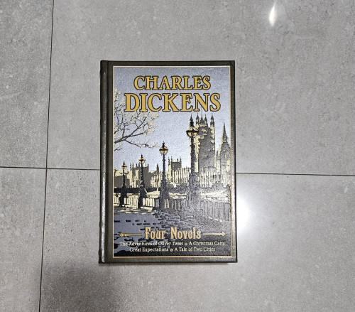 Livro Charles Dickens- Capa Dura-Charles Dickens-1