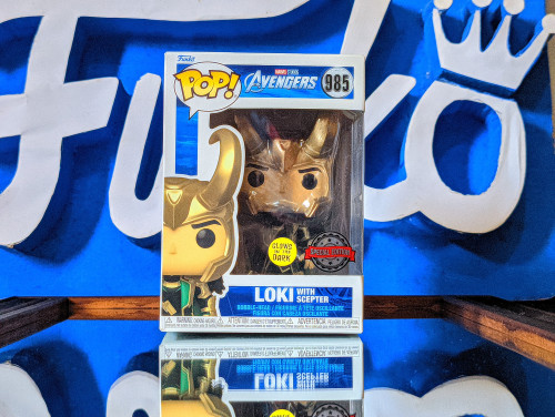 Loki With Scepter Avengers #985 - Produto Original