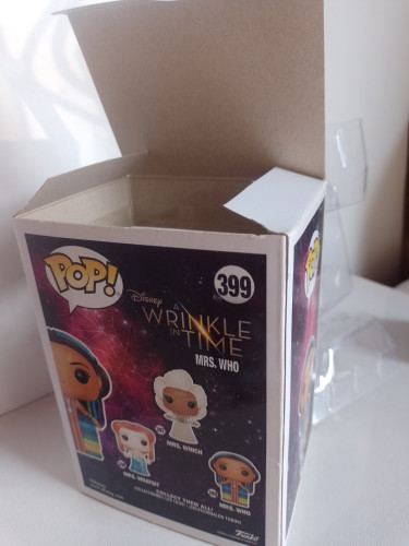 Funko Pop! Disney Uma Dobra No Tempo Mrs. Who Sra. Quem (caixa Com Dano/loose) - A Wrinkle In Time - #399