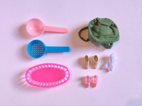 Action Figures Lote De Acessórios Antigos De Bonecas Nenhuma # - Produto Original