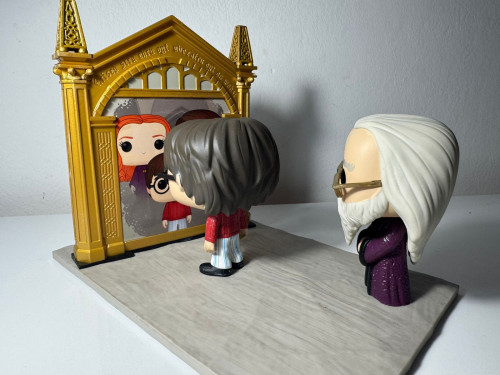 Funko Pop MOMENT HARRY POTTER EXCLUSIVE - HARRY & ALBUS DUMBLEDORE W/MIRROR OF ERISED - Harry Potter - #145