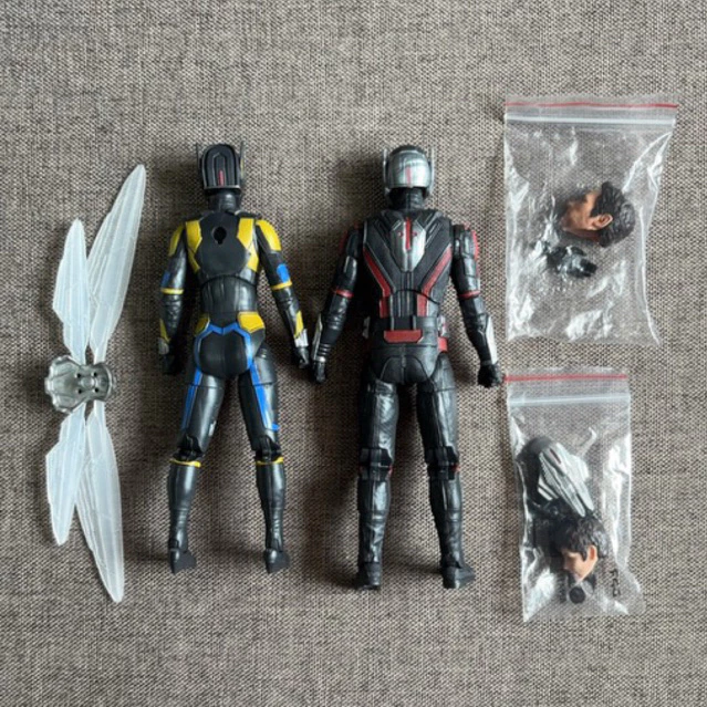  Marvel Legends # - Produto Original