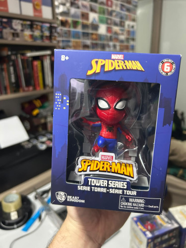 Marvel Spider-man Tower Series Beast Kingdom-Spider-man-