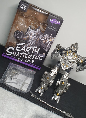 Action Figures Megatron jato 20cm - Transformers - #