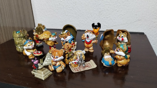  Kinder Ovo # - Produto Original