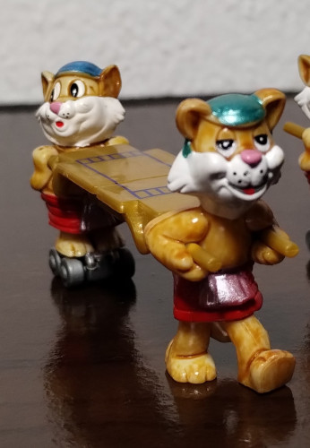 Miaugipicius Kinder ovo Miaugipicius # - Produto Original