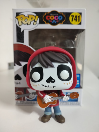 Funko Pop Miguel With Guitar (vaulted)-Disney Pixar Coco-741
