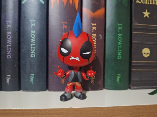 Action Figures Mistery Mini - Deadpool Punk Deadpool # - Produto Original