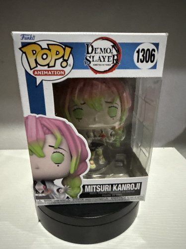 Funko Pop Mitsuri Kanroji-Demon Slayer-1306