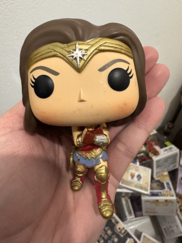 Mulher Maravilha - Gauntlets - Exclusive DC #226 - Produto Original