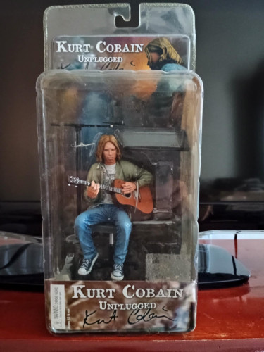 Neca Nirvana Kurt Cobain Mtv 1993 Unplugged Action Figure - MTV Unplugged - #