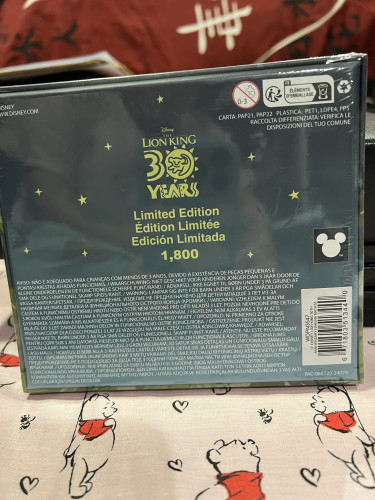 Chaveiro PIN Rei Leão comemoração 30 anos - Loungefly - #