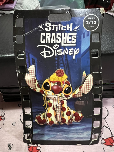 Chaveiro PIN Stitch Dama e o Vagabundo-Disney A Dama E O Vagabundo-