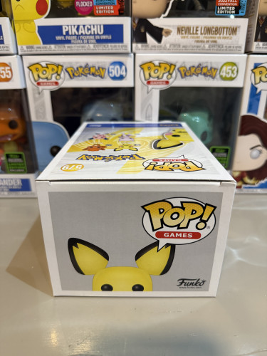 Funko Pop Pichu Flocked - Pikachu - #579