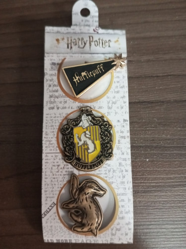 Pins - Hufflepuff (lufa-lufa) - exclusivo nerd ao cubo - omelete-Harry Potter-