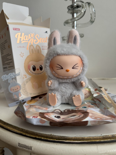 Action Figures Popmart Labubu ORIGINAL Have a Seat Hehe - Labubu Have A Seat - #