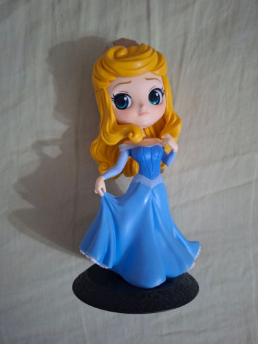 Q Posket Disney A Bela Adormecida Aurora (azul) Disney A Bela Adormecida # - Produto Original