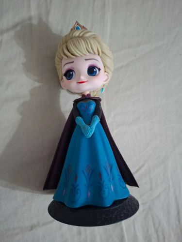 Q Posket Disney Frozen Elsa (coroação) Disney Frozen # - Produto Original