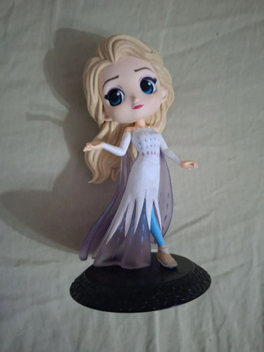 Q Posket Disney Frozen II Elsa Disney Frozen II # - Produto Original