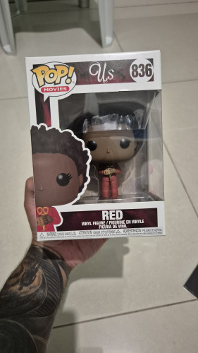 Red-Pop Movies-836