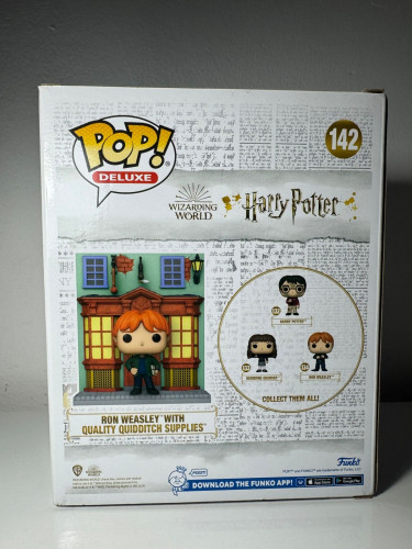 Funko Pop RON WEASLEY WITH QUALITY QUIDDITCH SUPPLIES - Harry Potter - #142
