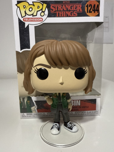 Funko Pop Robin - Stranger Things - #1244