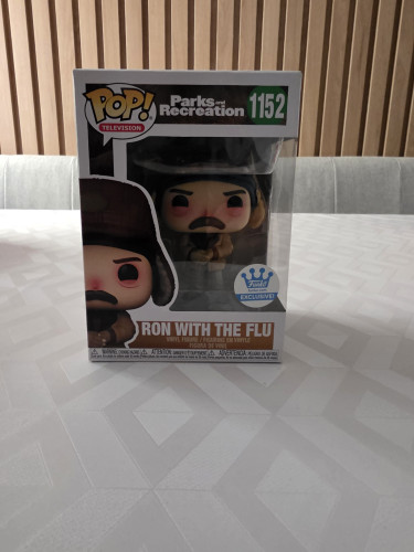 Ron With De Flu Exclusivo Funko Shop-Parks And Recreation-1152