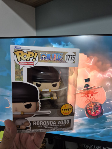 Funko Pop Roronoa Zoro Chase One Piece #1775 - Produto Original
