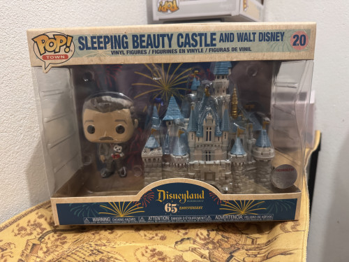 Sleep Beauty Castle And Walt Disney Disney #20 - Produto Original