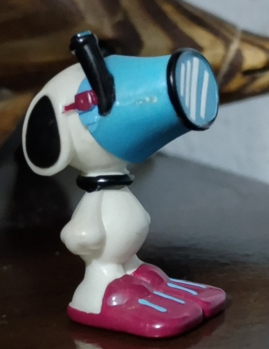 Snoopy coleção Peanuts On The Beach Kinder Ovo Snoopy # - Produto Original