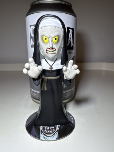 Funko Pop Soda The Nun “chase” Demonic Nun - The Nun - #2000